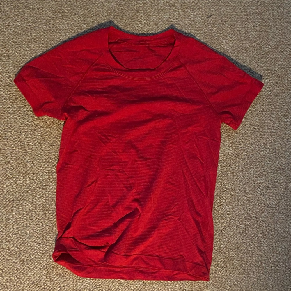 Red swiftly tech size 4